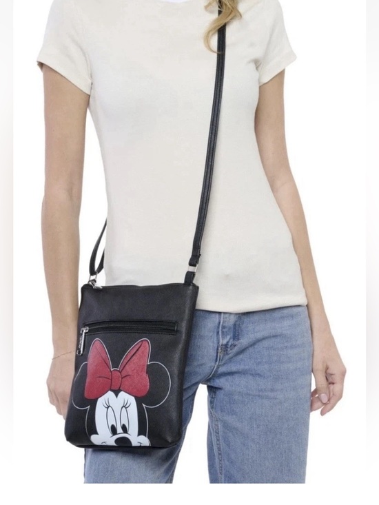 Disney Handbags - BRAND NEW DISNEY MINNIE MOUSE CROSSBODY PURSE PASSPORTS TRAVEL BAG 8.5”x 10.5”